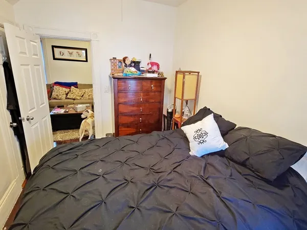 $2,000 | 14 Montfern Avenue, Unit 1L, Boston, MA 02135