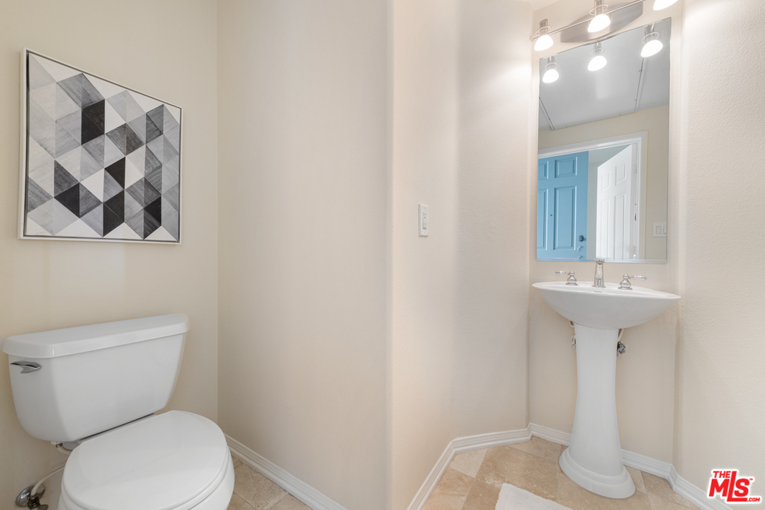 12963 West Runway Road, Unit 405 Playa Vista, CA 90094 - Photo 14 of 29