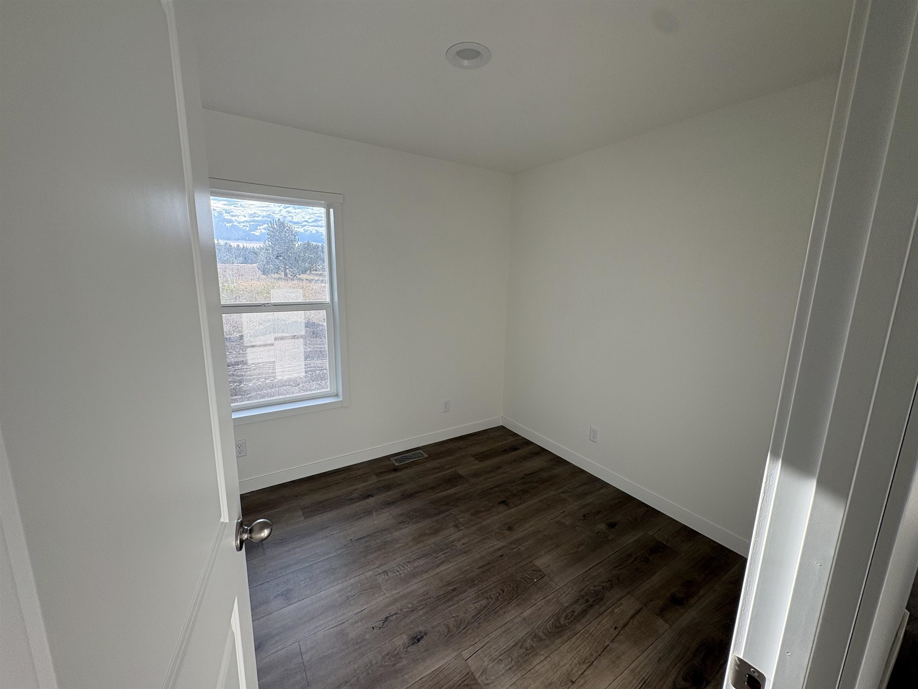 4871 West Enoch Road Deer Park, WA 99006 - Photo 4 of 10 Gallery Image 4