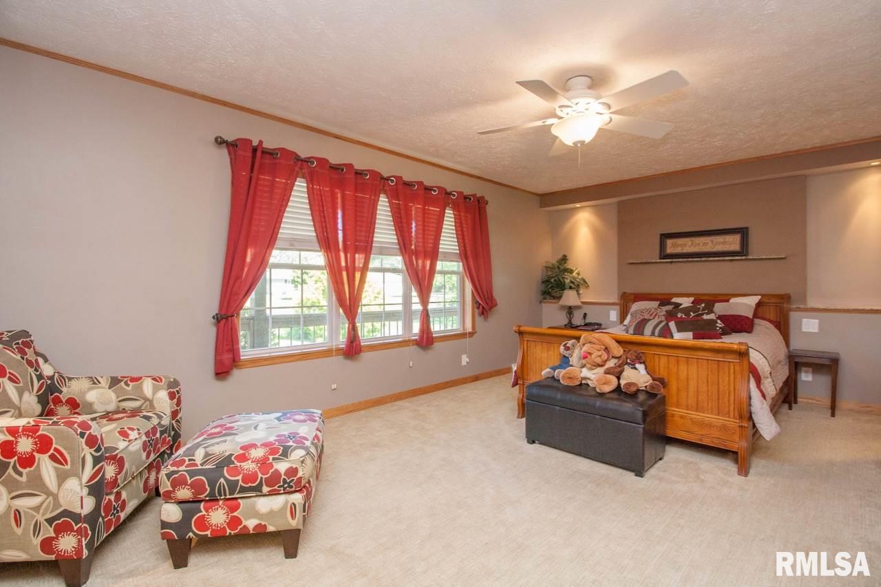 5100 South Acre Road Mapleton, IL 61547 - Photo 14 of 36