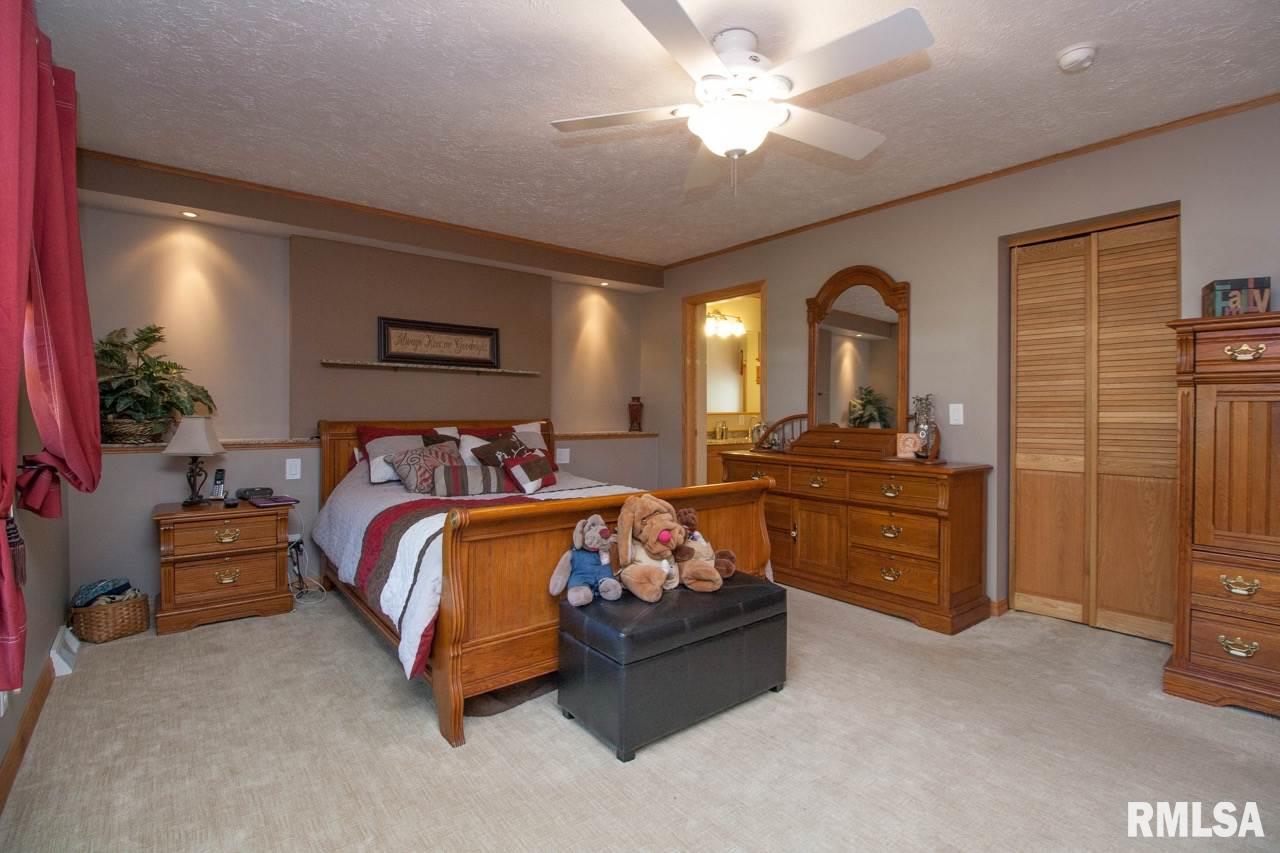 5100 South Acre Road Mapleton, IL 61547 - Photo 15 of 36