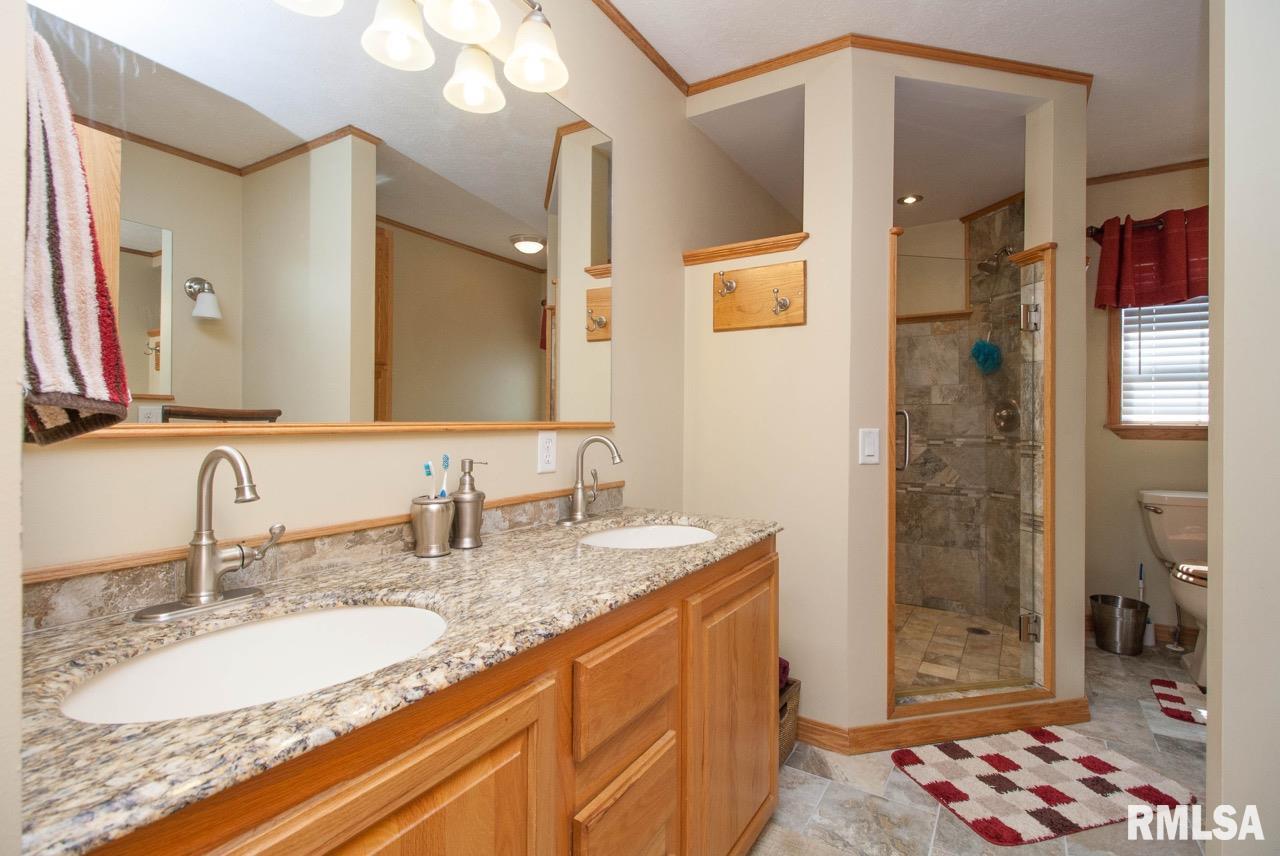 5100 South Acre Road Mapleton, IL 61547 - Photo 17 of 36