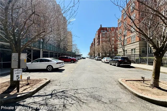 $559,999 | 35 Seacoast Terrace, Unit 16D | Brighton Beach