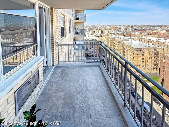 $559,999 | 35 Seacoast Terrace, Unit 16D | Brighton Beach