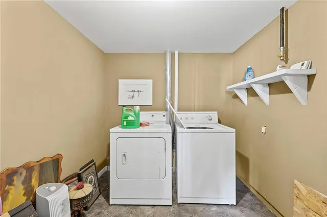 $345,000 | 2301 Charles Street, St. Joseph, MO 64501