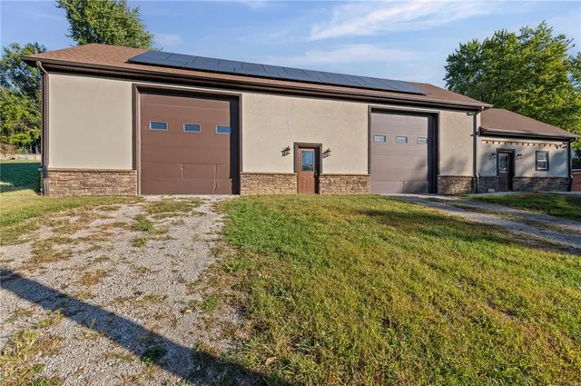 $345,000 | 2301 Charles Street, St. Joseph, MO 64501