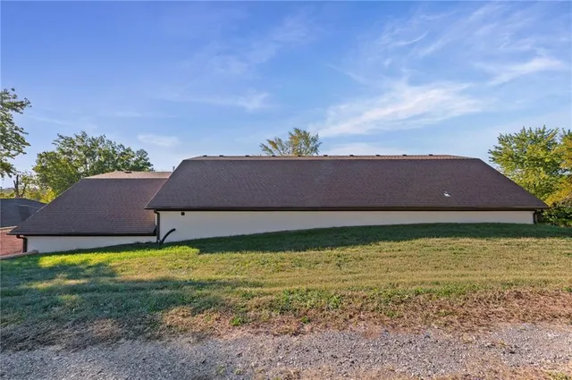 $345,000 | 2301 Charles Street, St. Joseph, MO 64501