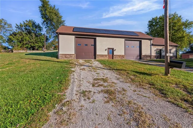 $345,000 | 2301 Charles Street, St. Joseph, MO 64501