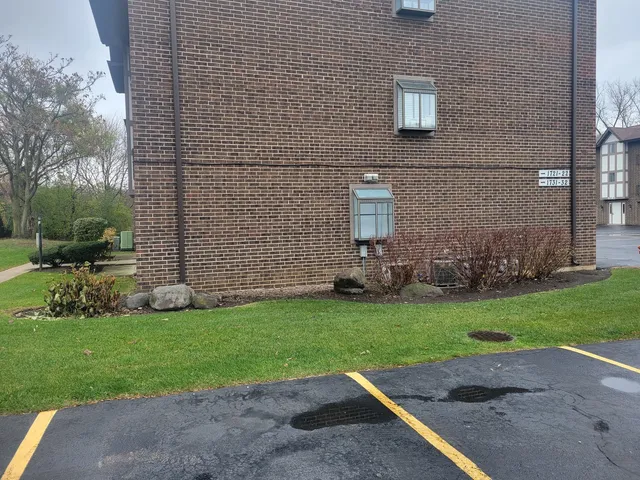 $1,400 | 1721 South Washington Street, Unit 1721, Naperville, IL 60565