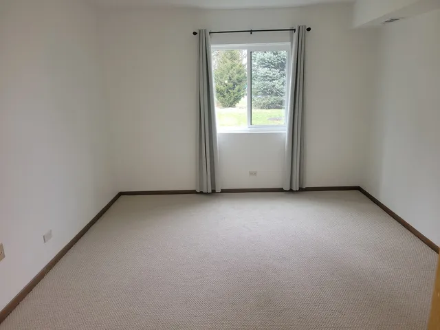 $1,400 | 1721 South Washington Street, Unit 1721, Naperville, IL 60565