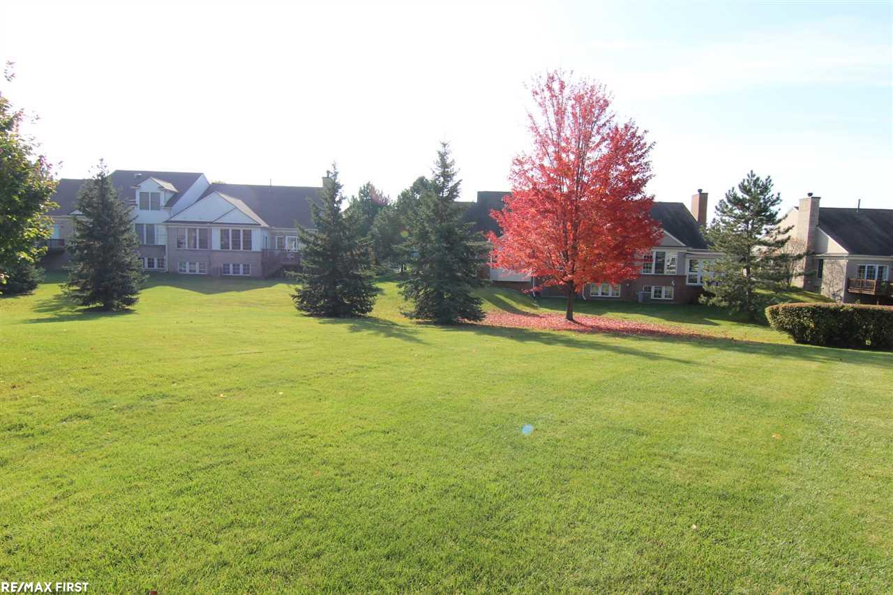 1679 Maple Creek Court, Unit 97 Rochester, MI 48306 - Photo 30 of 32 Gallery Image 30