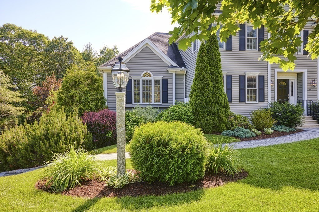 114 Brandywine Road Franklin, MA 02038 - Photo 3 of 42 Gallery Image 3