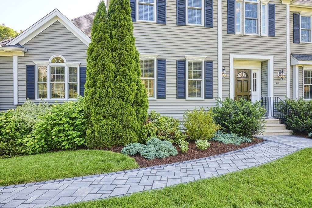 114 Brandywine Road Franklin, MA 02038 - Photo 4 of 42 Gallery Image 4