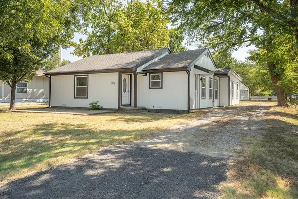 $292,000 | 315 South Business Highway 78, Blue Ridge, TX 75424