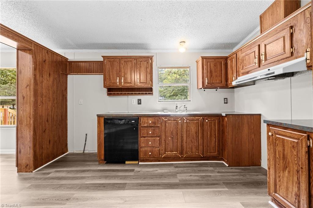565 Mount Shepherd Rd Extension Asheboro, NC 27205 - Photo 11 of 43 Gallery Image 11