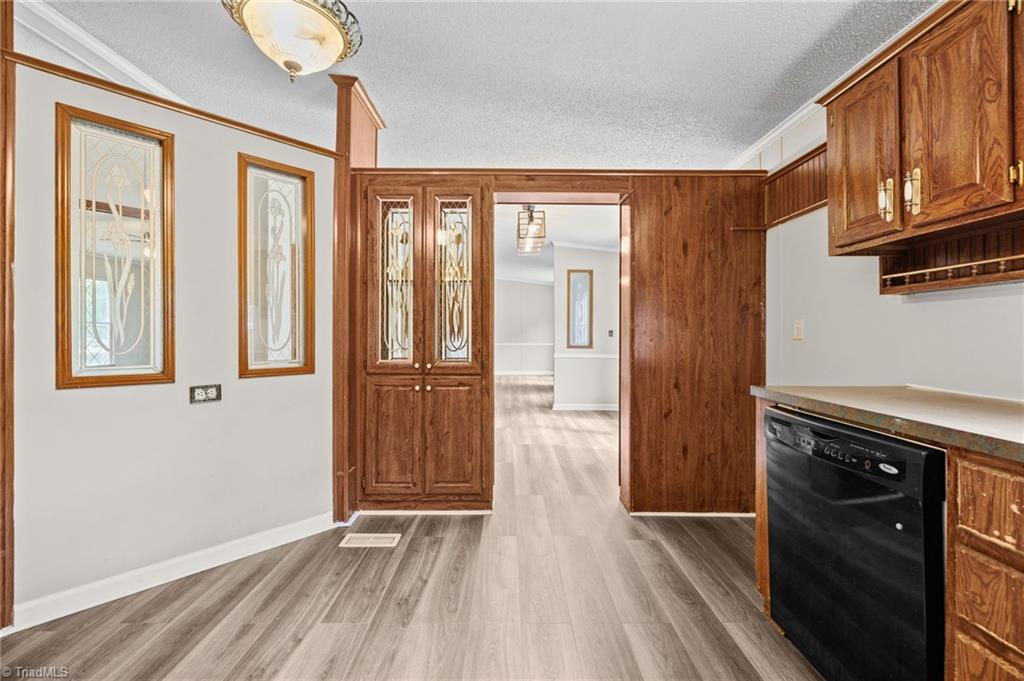565 Mount Shepherd Rd Extension Asheboro, NC 27205 - Photo 12 of 43 Gallery Image 12