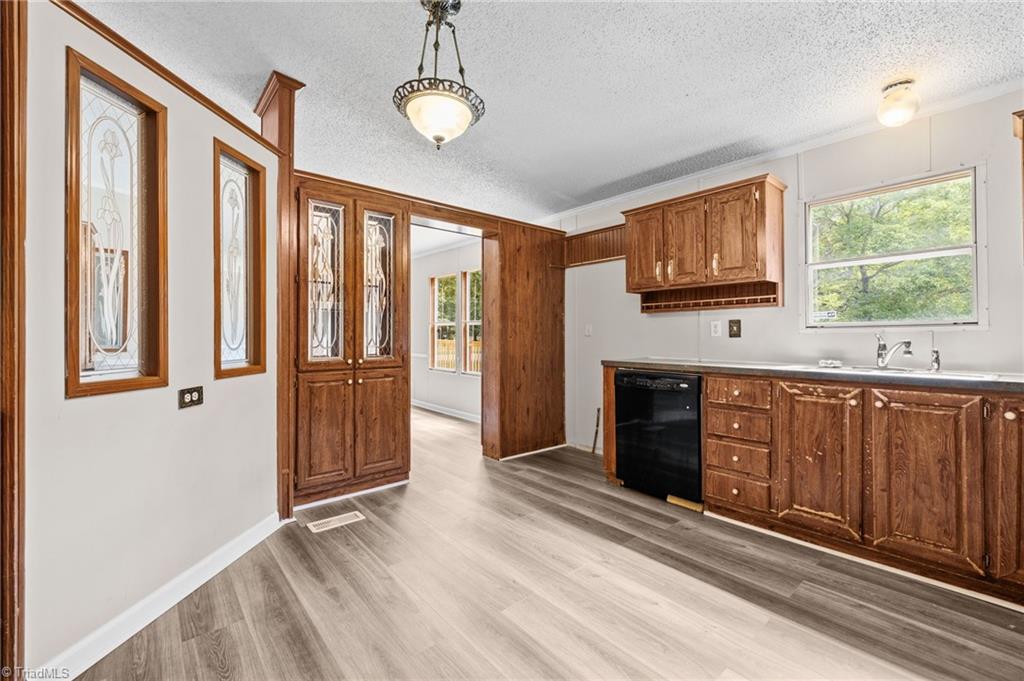 565 Mount Shepherd Rd Extension Asheboro, NC 27205 - Photo 13 of 43 Gallery Image 13