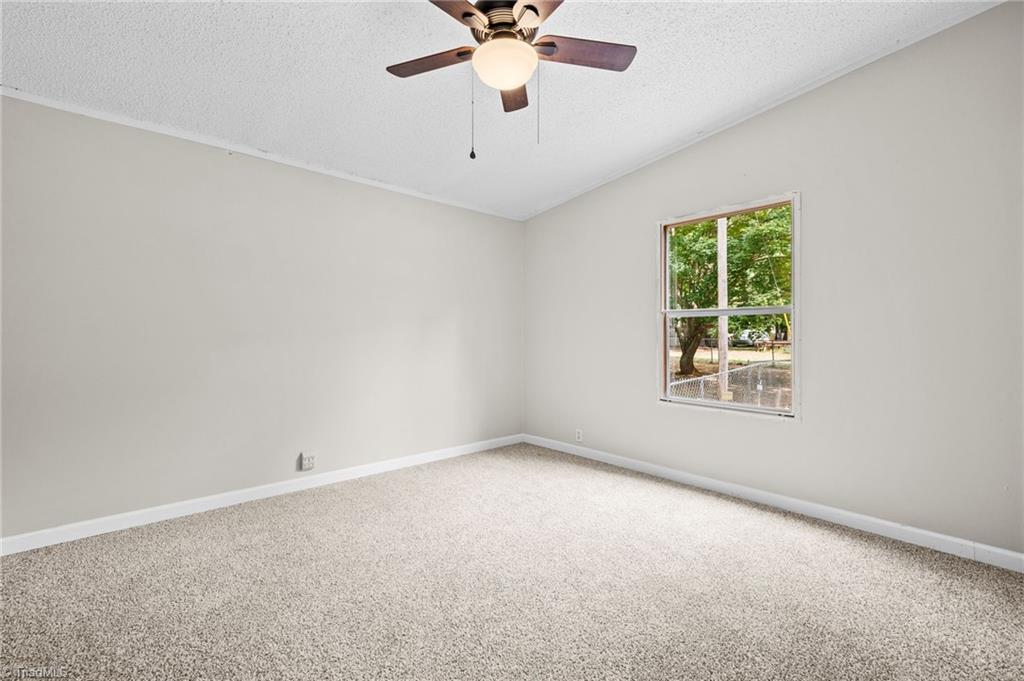 565 Mount Shepherd Rd Extension Asheboro, NC 27205 - Photo 24 of 43 Gallery Image 24