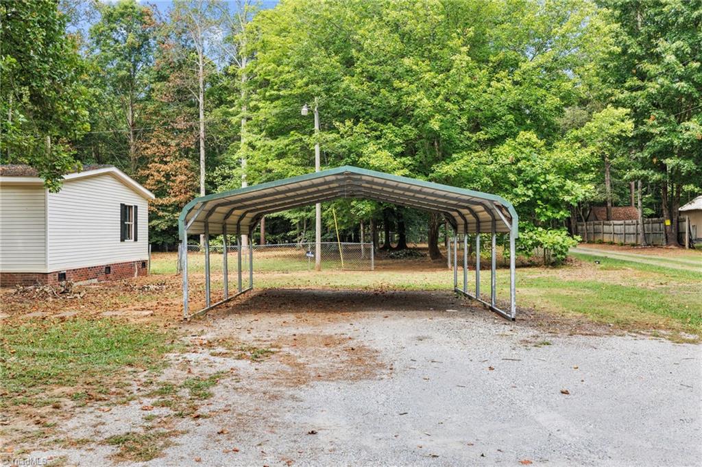 565 Mount Shepherd Rd Extension Asheboro, NC 27205 - Photo 28 of 43 Gallery Image 28
