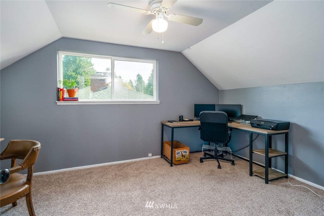 10920 Southeast 181st Street Renton, WA 98055 - Photo 14 of 15 Gallery Image 14