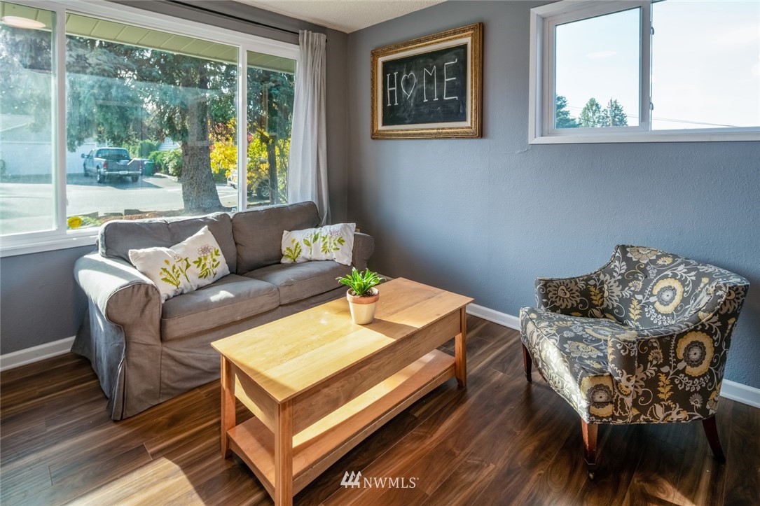 10920 Southeast 181st Street Renton, WA 98055 - Photo 8 of 15 Gallery Image 8