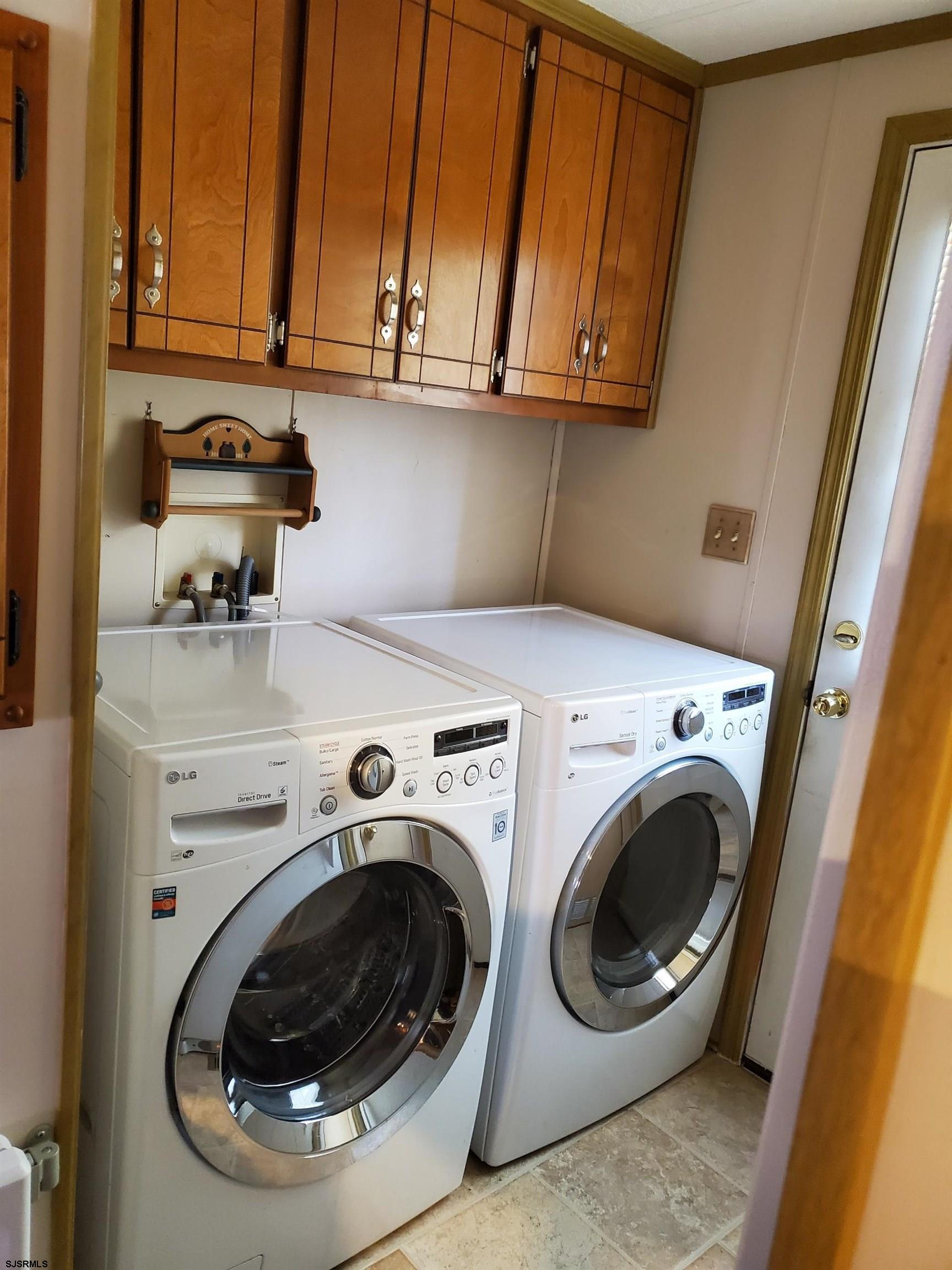 577 Miles Standish Lane Buena, NJ 08310 - Photo 24 of 25 a utility room with dryer and washer
