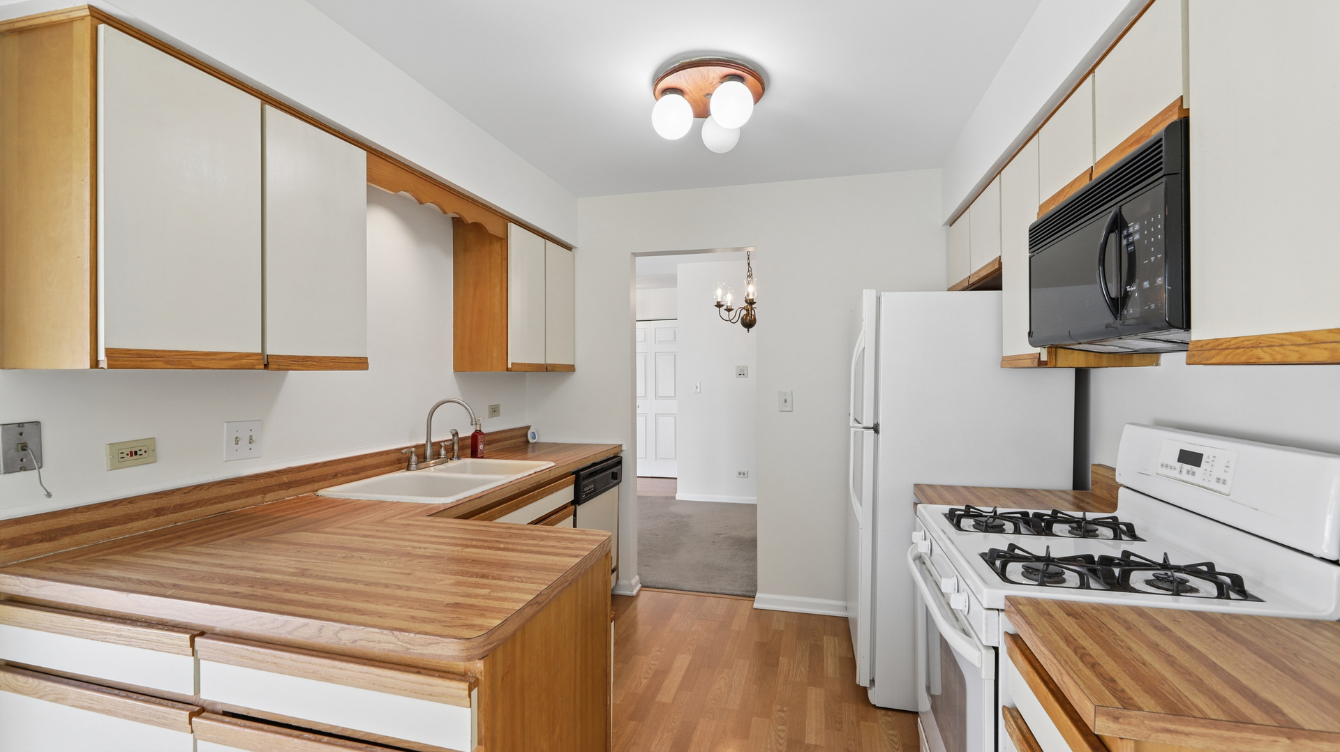 -n112 Windermere Road, Unit 1908 Winfield, IL 60190 - Photo 4 of 21