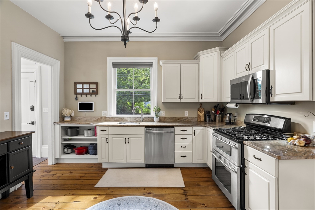 11 Clark Road Andover, MA 01810 - Photo 16 of 38 Gallery Image 16