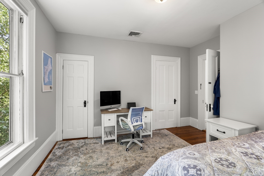 11 Clark Road Andover, MA 01810 - Photo 21 of 38 Gallery Image 21