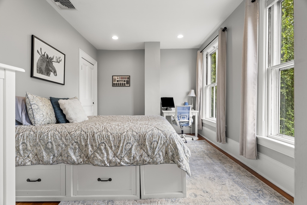11 Clark Road Andover, MA 01810 - Photo 24 of 38 Gallery Image 24