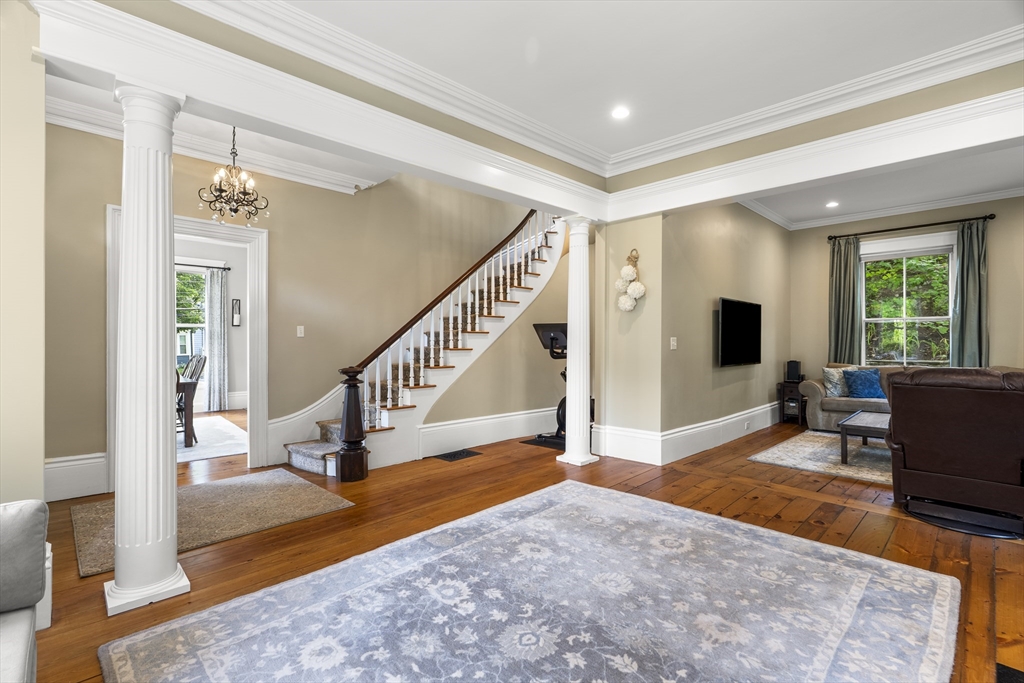 11 Clark Road Andover, MA 01810 - Photo 8 of 38 Gallery Image 8