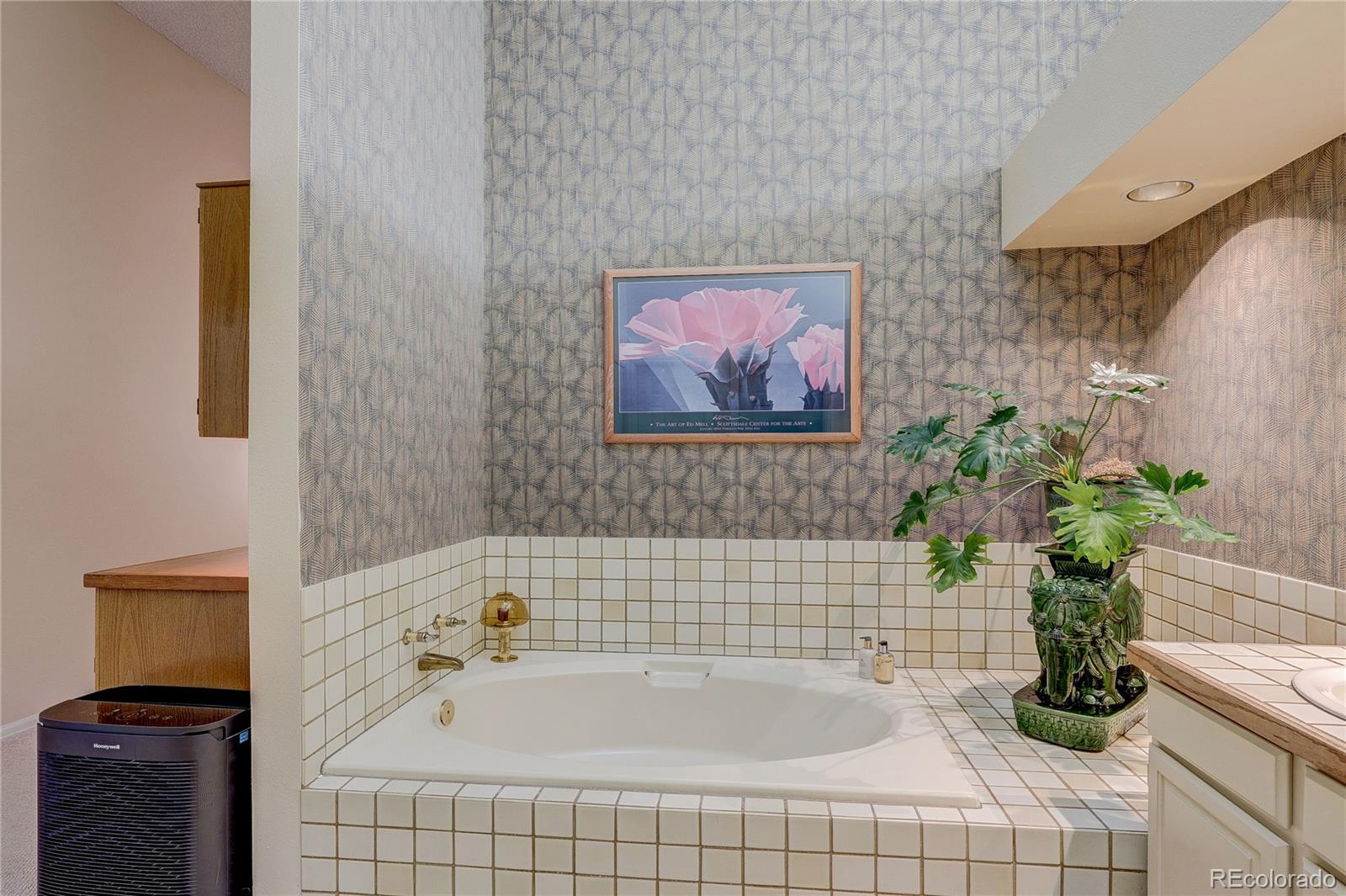 8849 Blue Mountain Place Highlands Ranch, CO 80126 - Photo 17 of 50