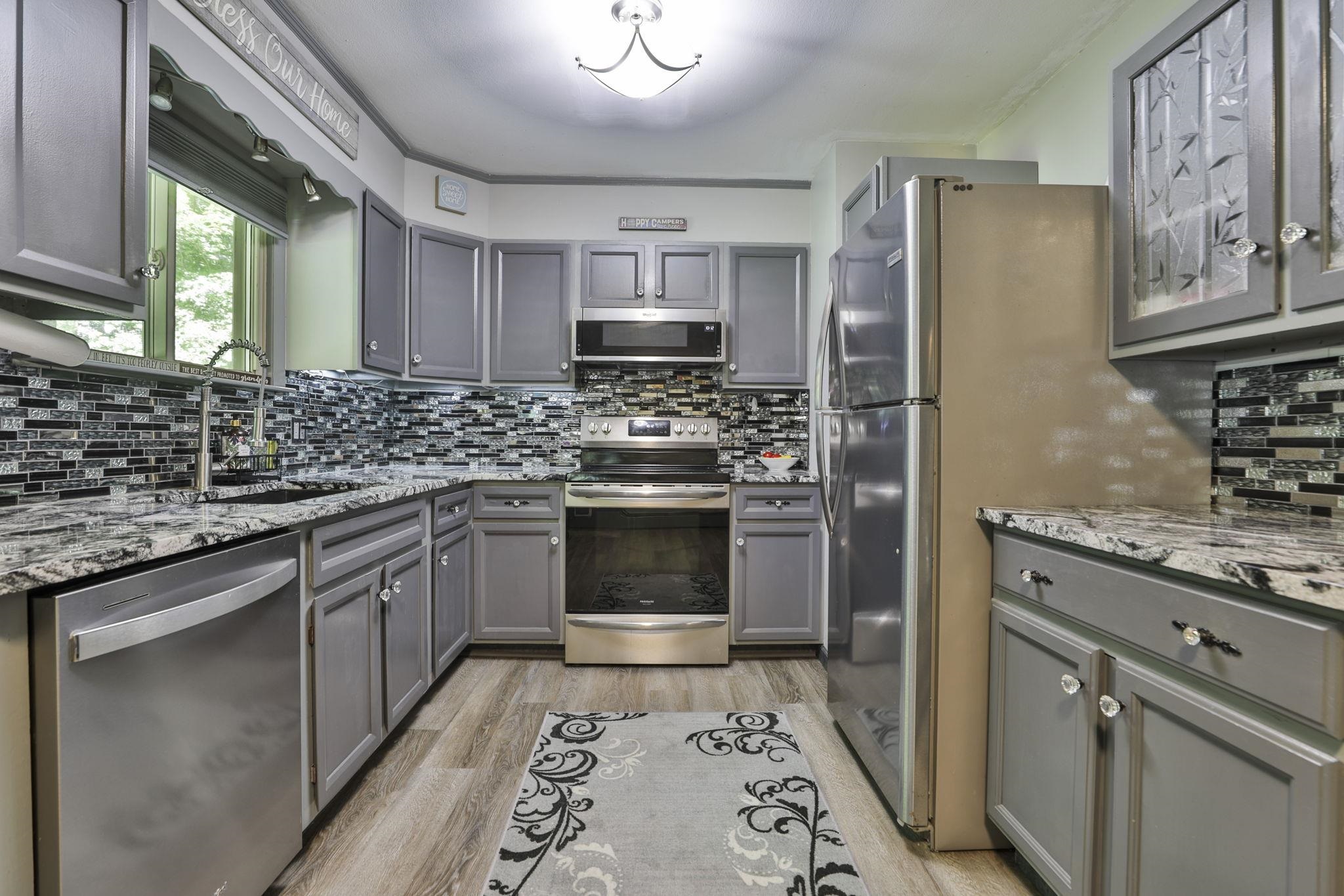 2 Dove Road Boscawen, NH 03303 - Photo 17 of 38