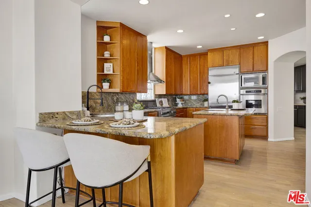 $4,795,000 | 7019 East Seaside Walk, Long Beach, CA 90803