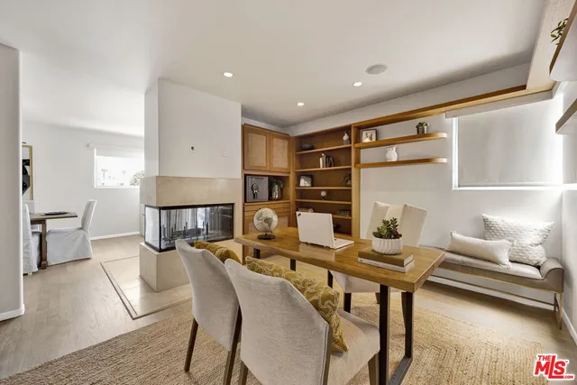 $4,795,000 | 7019 East Seaside Walk, Long Beach, CA 90803