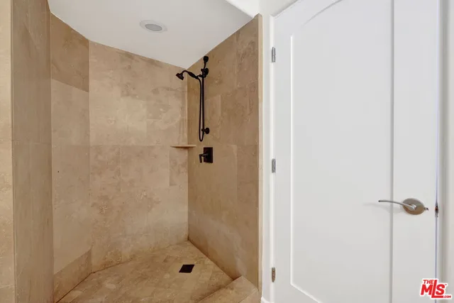 $4,795,000 | 7019 East Seaside Walk, Long Beach, CA 90803