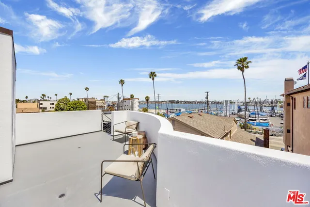 $4,795,000 | 7019 East Seaside Walk, Long Beach, CA 90803