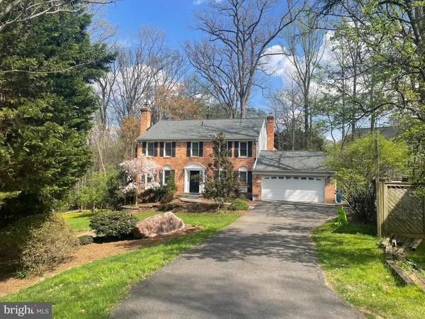 $1,375,000 | 2010 Westwood Terrace, Vienna, VA 22182