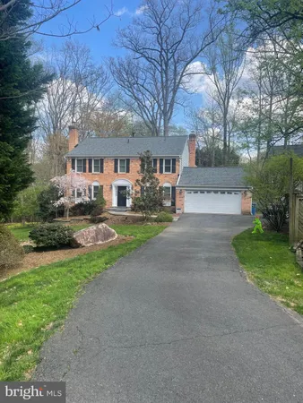 $1,375,000 | 2010 Westwood Terrace, Vienna, VA 22182