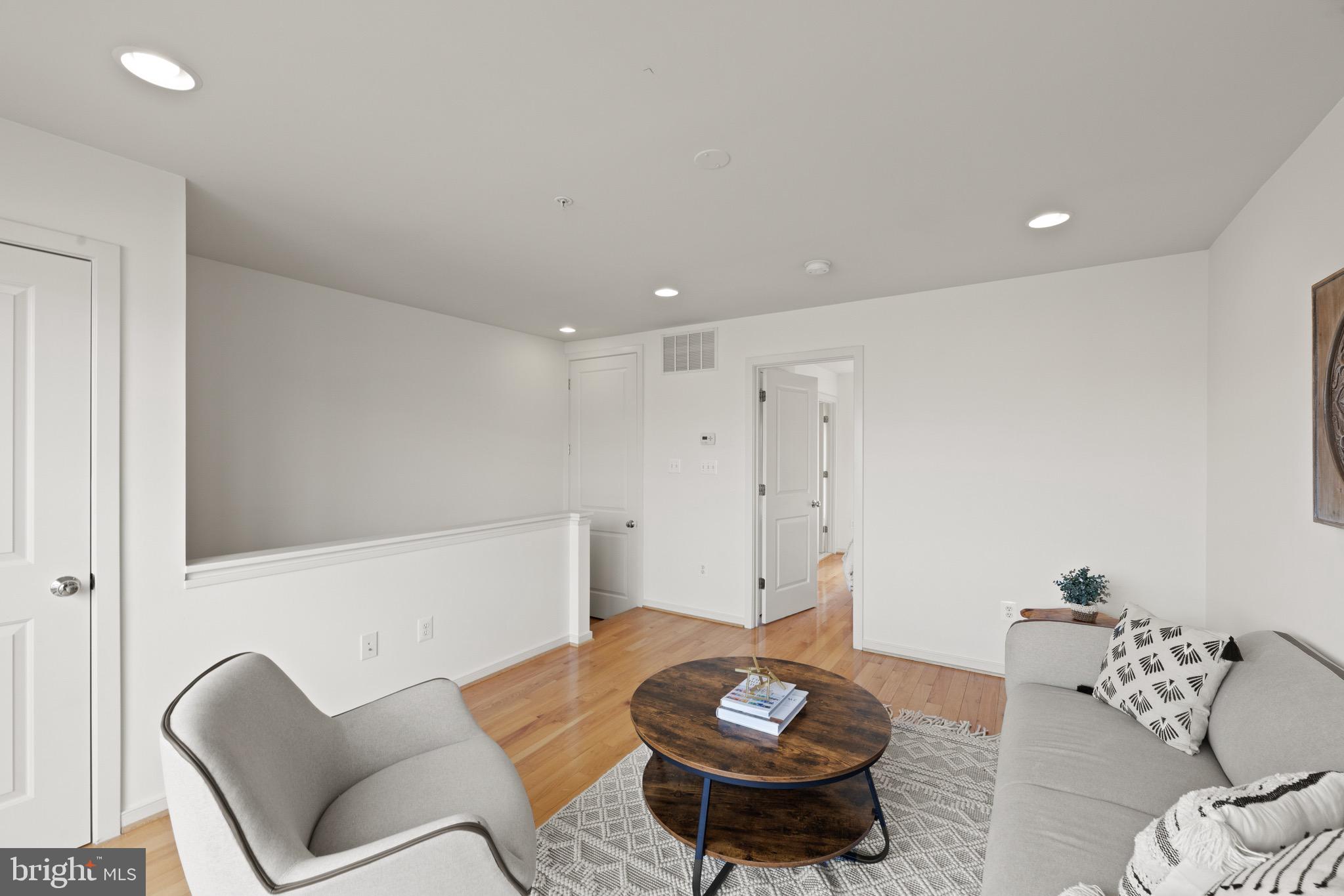 1019 3rd Place Southeast Washington, DC 20003 - Photo 22 of 32