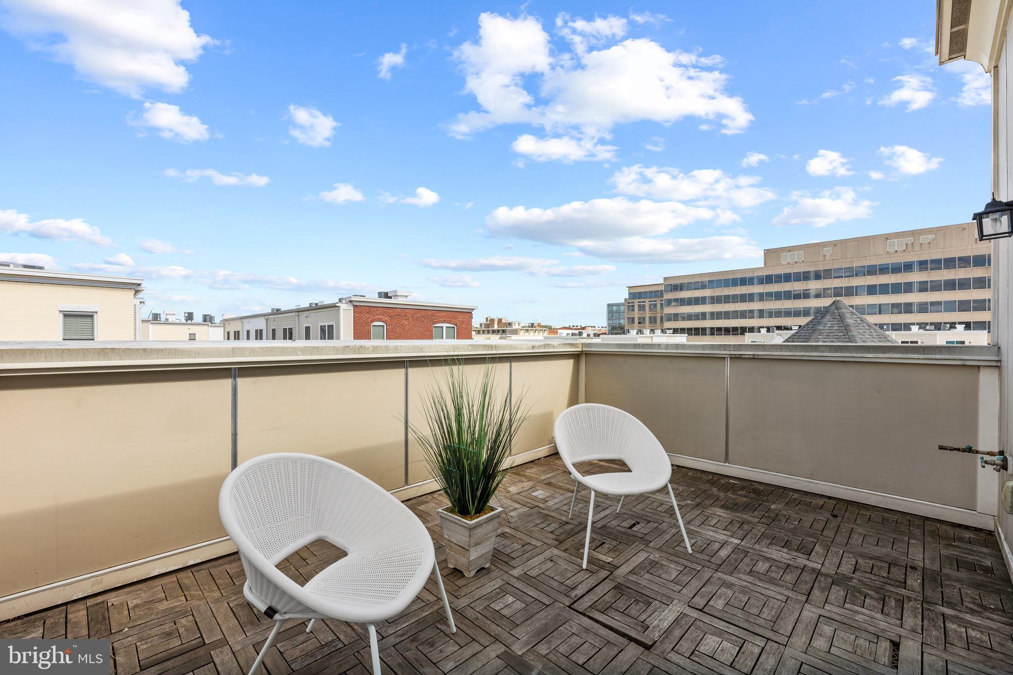 1019 3rd Place Southeast Washington, DC 20003 - Photo 23 of 32