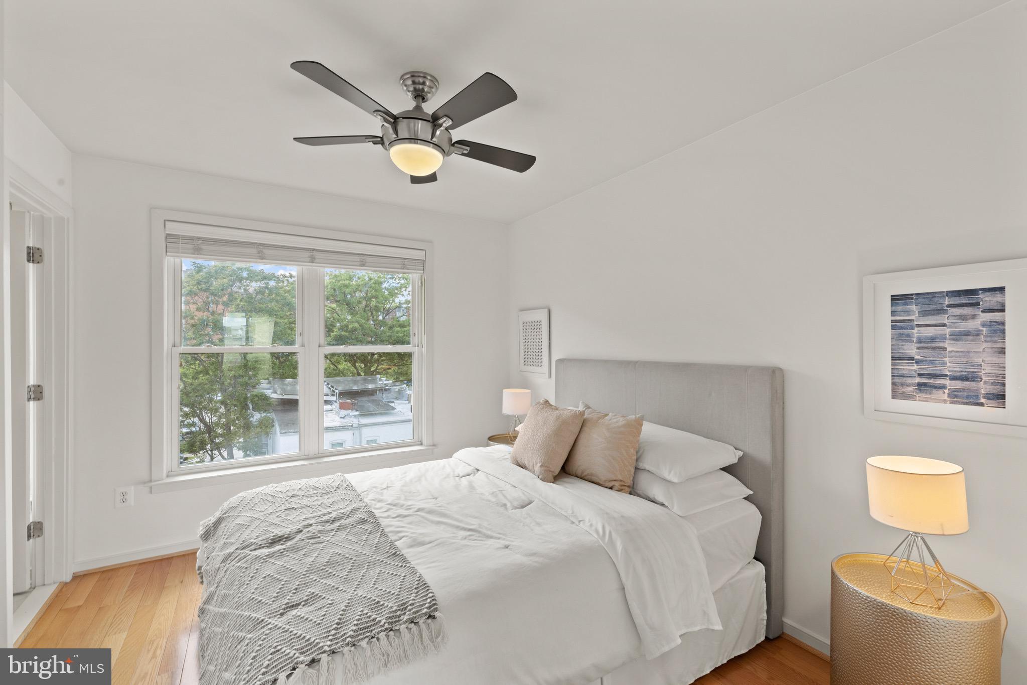 1019 3rd Place Southeast Washington, DC 20003 - Photo 25 of 32