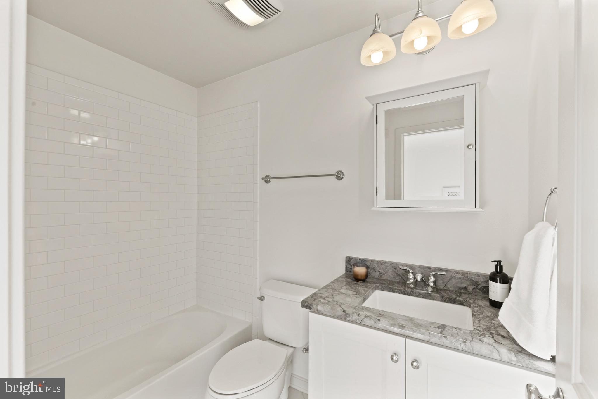 1019 3rd Place Southeast Washington, DC 20003 - Photo 27 of 32