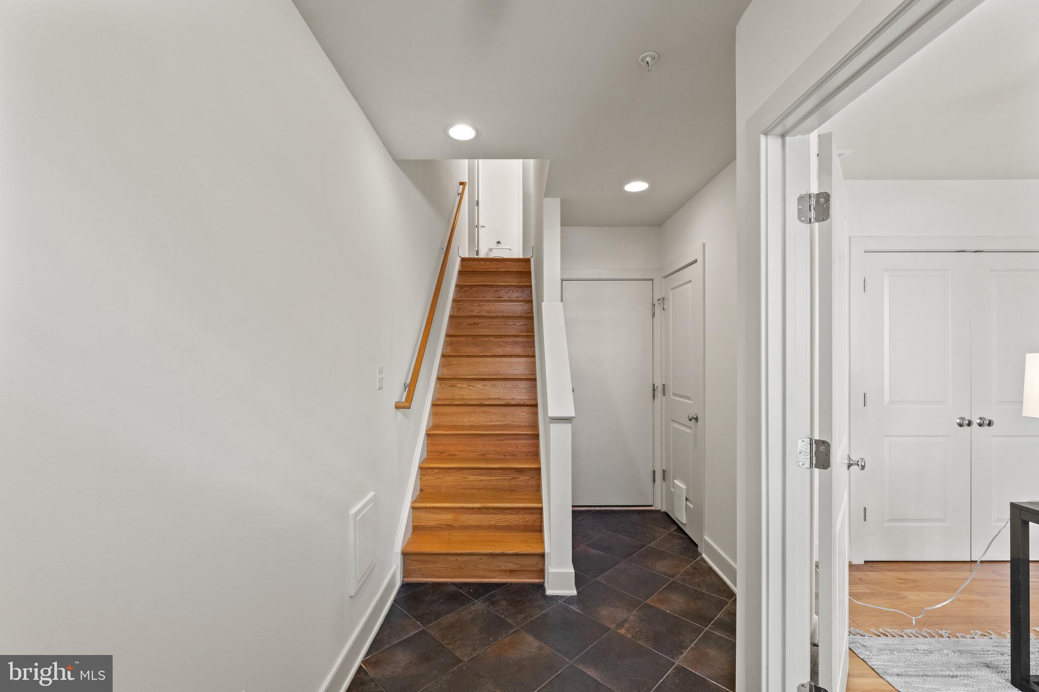 1019 3rd Place Southeast Washington, DC 20003 - Photo 28 of 32