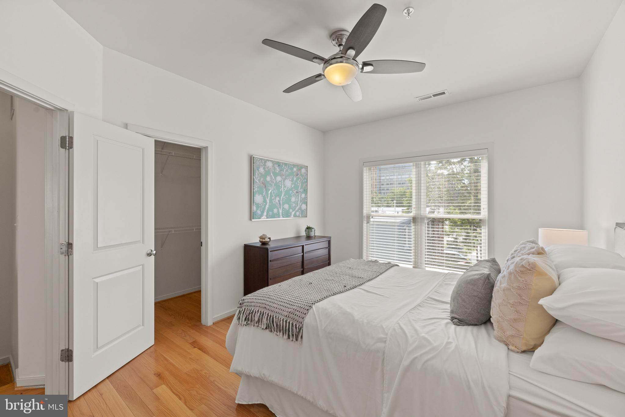 1019 3rd Place Southeast Washington, DC 20003 - Photo 10 of 32