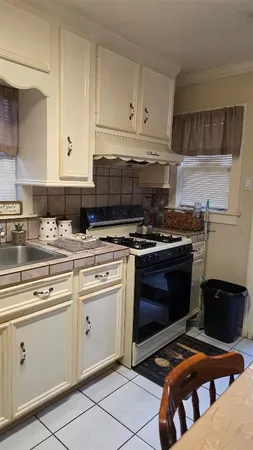 $1,200 | 5234 Mulford Street, Houston, TX 77023