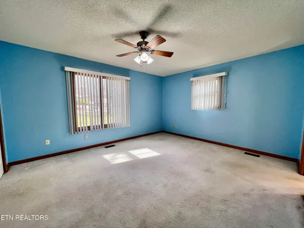 $1,900 | 214 Snead Drive, Crossville, TN 38558