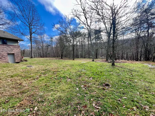 $1,900 | 214 Snead Drive, Crossville, TN 38558