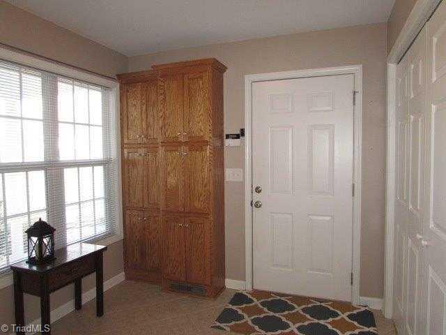 4087 Mill Creek Ridge Road Asheboro, NC 27205 - Photo 6 of 16 Breakfast. Side entrry
