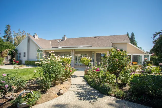$679,900 | 1563 Del Lago, Yuba City, CA 95991